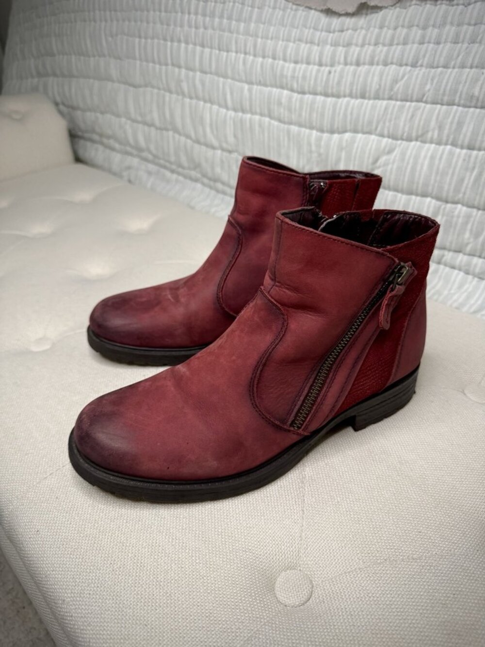 Sesto Meucci Jordan Wine Leather Double Zip Ankle Boots Women’s 9B